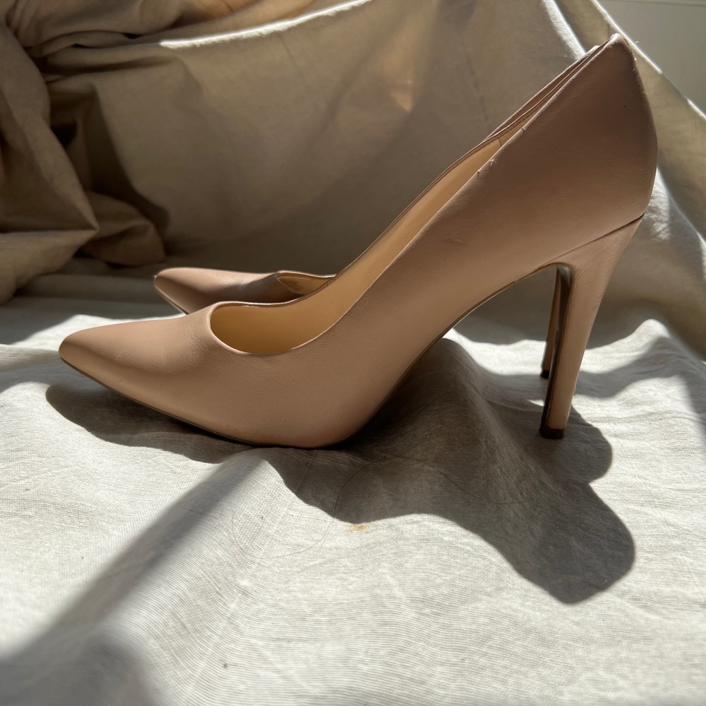 NINE WEST NEUTRAL PUMP- 9